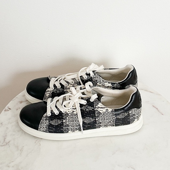 Tory Burch Howell Court Sneaker BLACK/WHITE Printed Leather Size 9 Worn Once - Picture 5 of 9